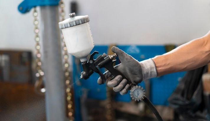 Como escolher o profissional ideal para pintura industrial em Manaus